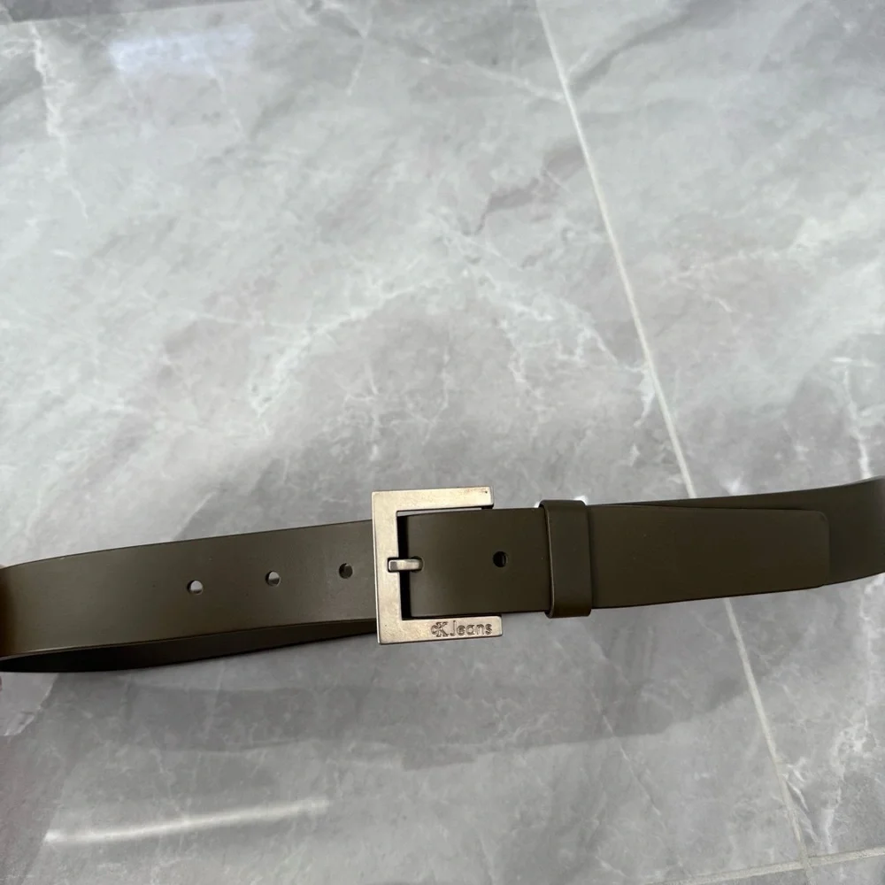 Women’s CK Calvin Klein Jeans Molded Rubber Belt Medium